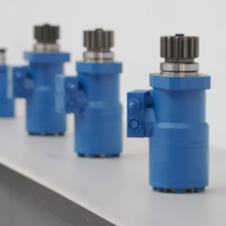 Motor hidráulico oscilante con válvula deslizante